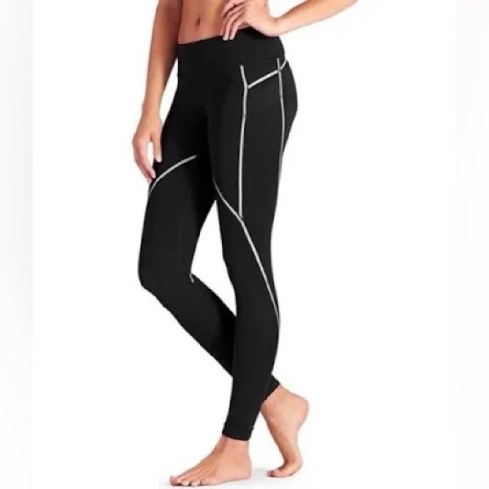 Athleta Reflective Stride Tight Legging #243145 Small Black